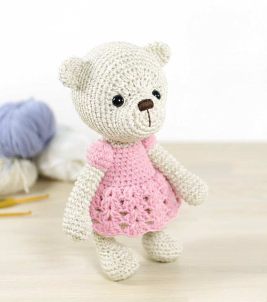 Daisy the Dapper Bear